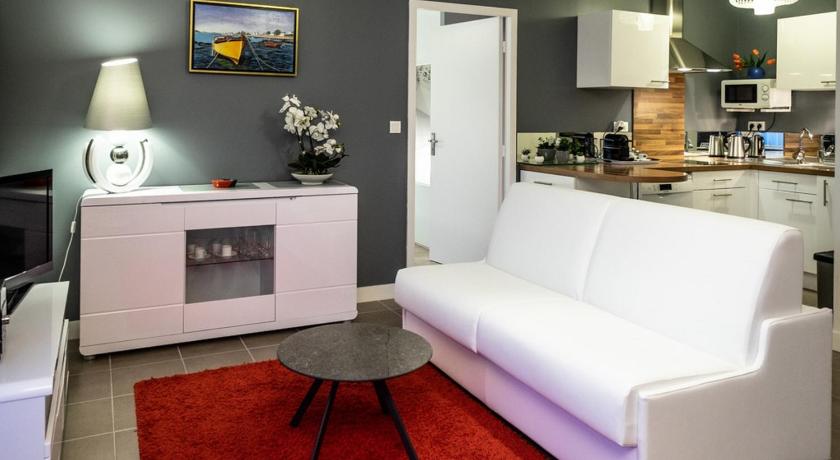 - GRAND STANDING - Terrasse - Internet - — Hotel in Lorient