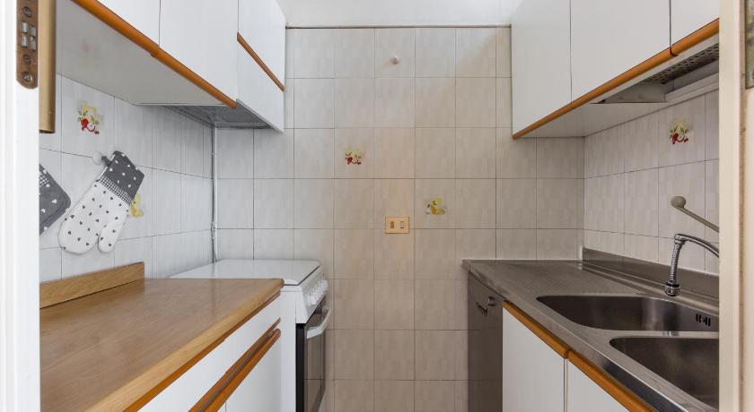 Cenisio Subway Flat photo