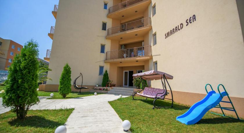 Smarald Sea Mamaia Nord photo