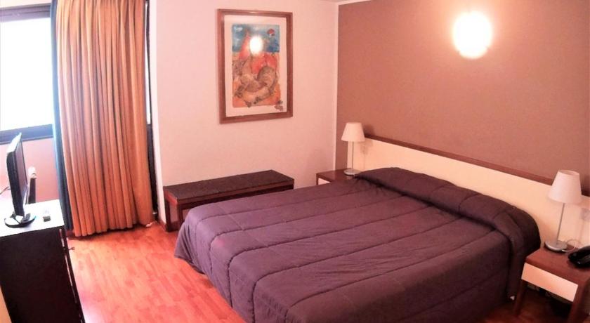 Ibis Styles Palermo Cristal