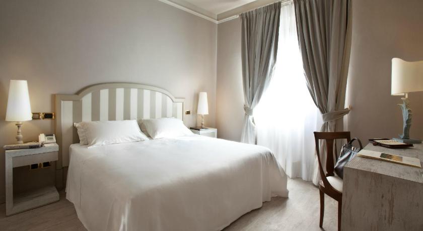 Фото: Классический двухместный номер с 1 кроватью (Classic Double  Room) 0