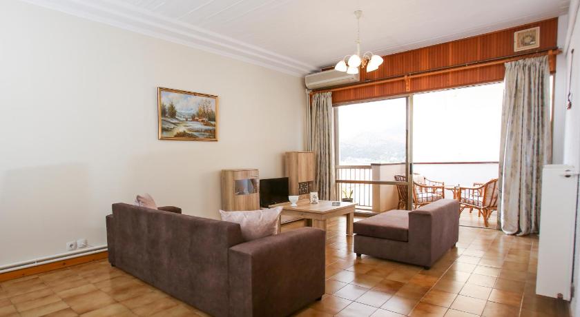 Argostoli Apartment Entire Apartment Kefalonia Deals Photos Reviews