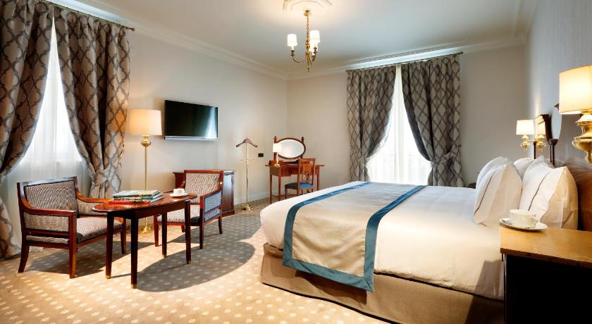 Hotel Real - image 10