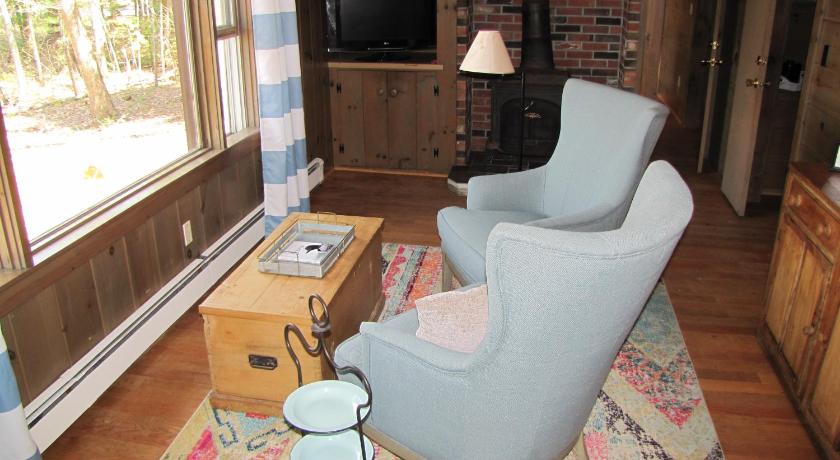 Woodbound Inn photo