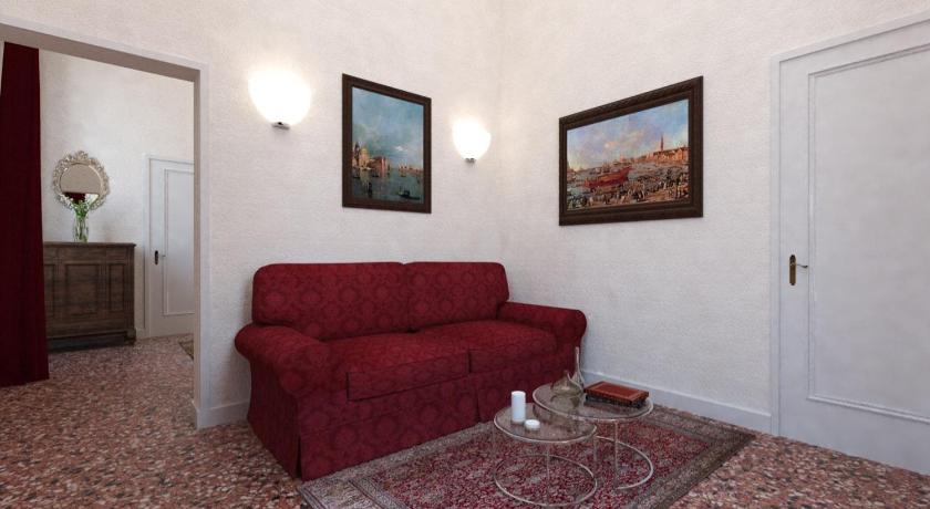 Suites alla Maddalena — Hotel in Venice