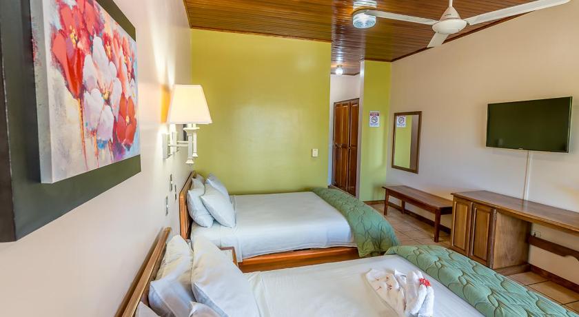Hotel Manuel Antonio photo