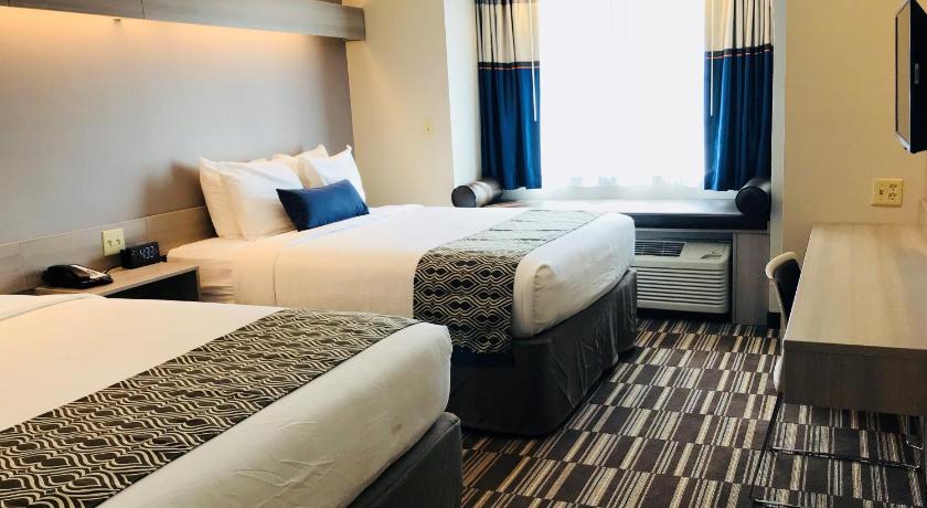 애틀랜타 (GA) 마이크로텔 인 앤 스위트 바이 윈덤 애틀랜타/벅헤드 에어리아 (Microtel Inn & Suites by Wyndham Atlanta/Buckhead Area) 2성급 호텔 외관