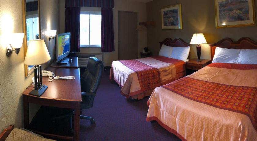 Travel Inn & Suites Flemington