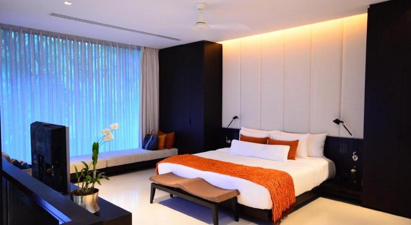 プーケット Twinpalms Surin Beach Phuket 5つ星 ホテル 外観