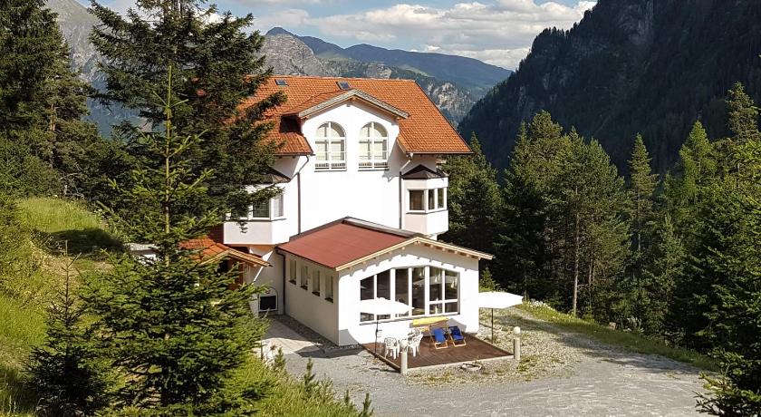 Haus Julia photo