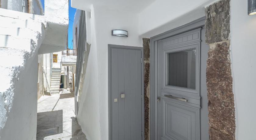 Venetian Suites photo