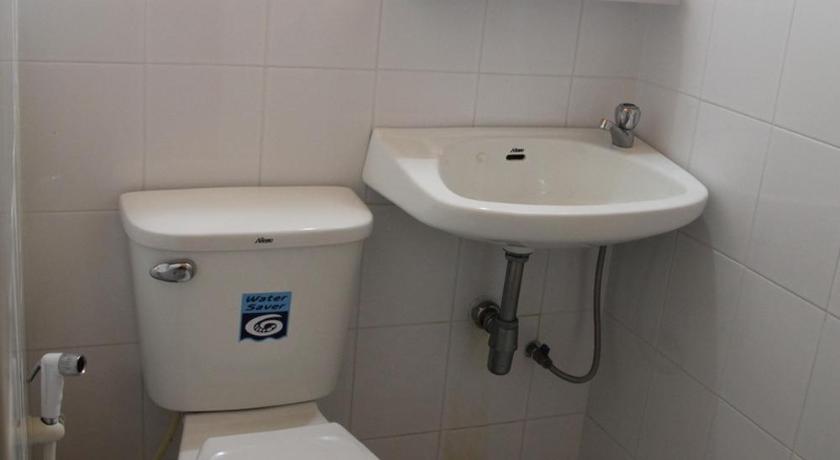 Image of Standard Twin 17