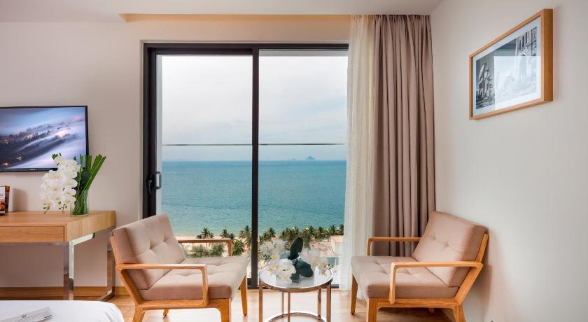Image of Premium Twin Room with Sea View and Balcony 0