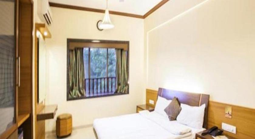 Jaffer Bhais Brickland hotel