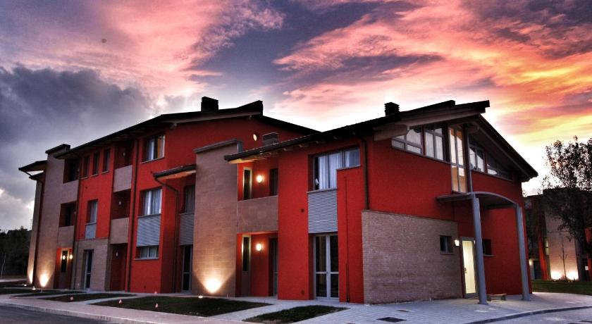 Hotel Maranello Village