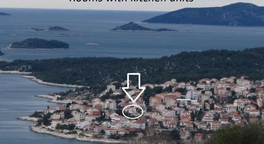 Villa 5 palms — Hotel in Okrug Gornji