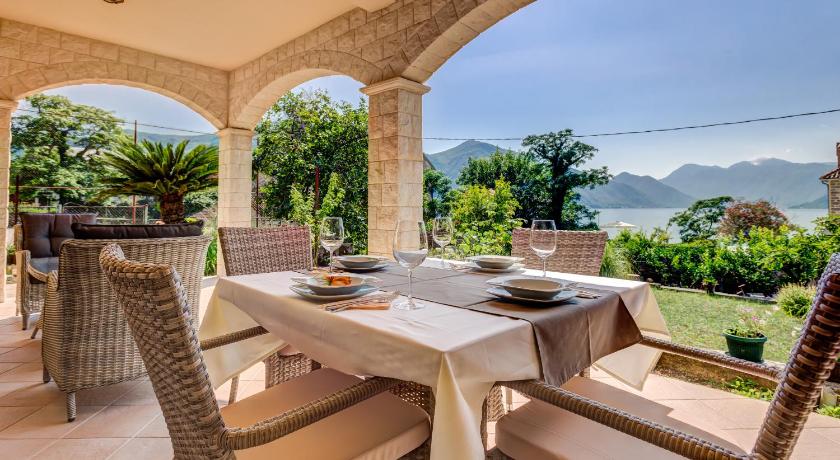 Apartments MarijaZ 2 — Hotel in Kotor