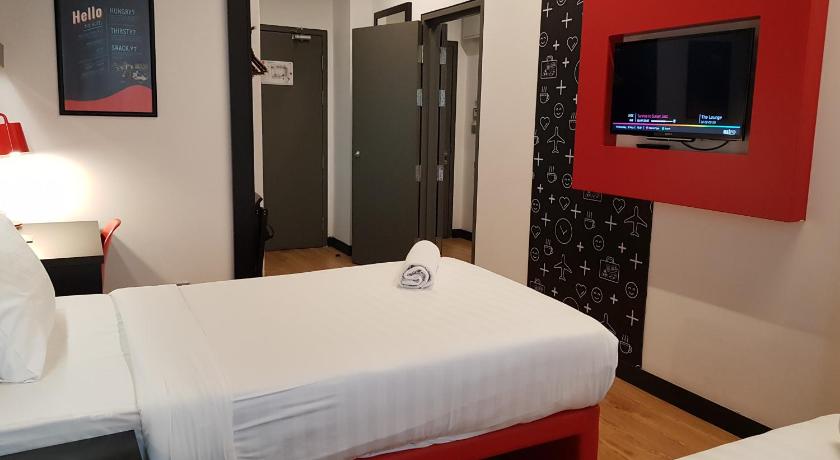 Image of Quadruple Room 8