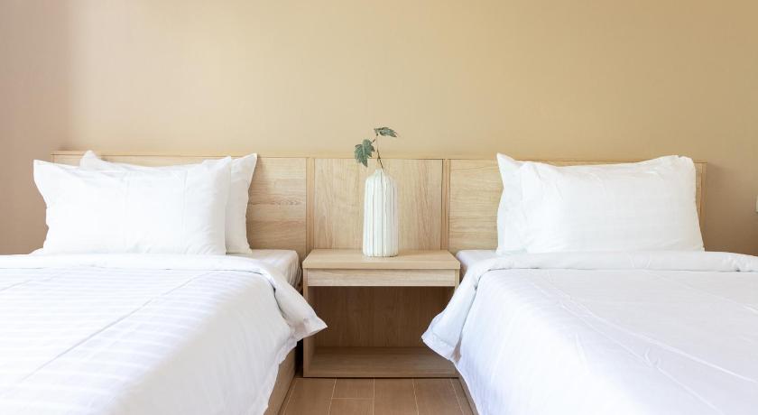 Image of Superior Twin Room 1