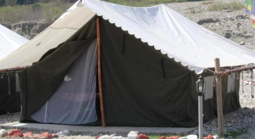 The Junky Yard Camps photo