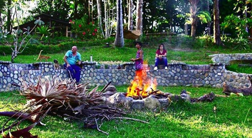 Image of Family Room 12