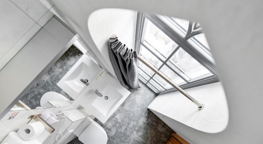 Piano Apartments photo