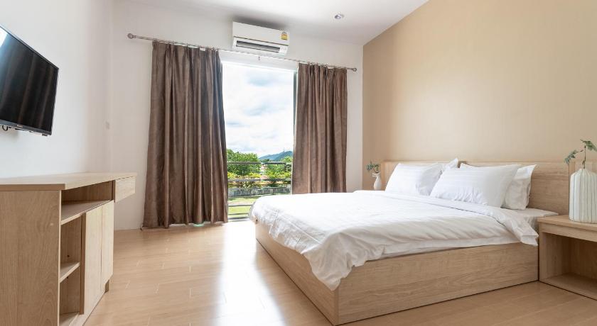 Image of Superior King Room 1