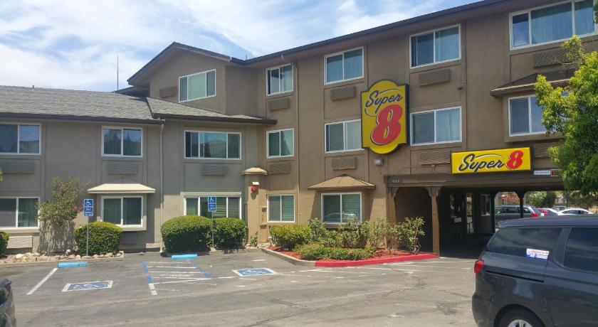 Super 8 By Wyndham Sacramento