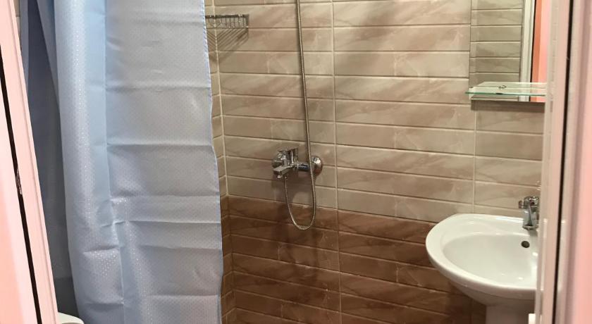 Image of Twin Room 3
