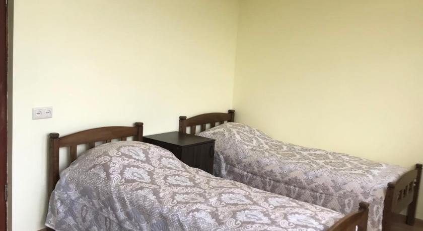 Image of Twin Room 12