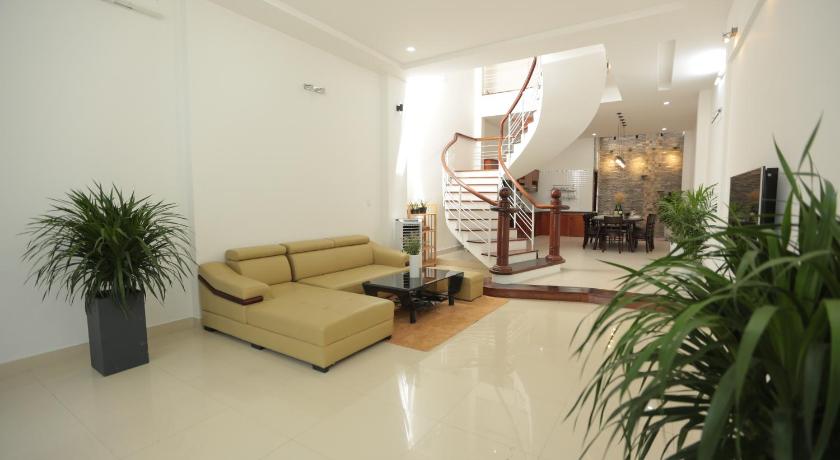 岘港 Ben Villa 4 Bedrooms  -3' walk to My Khe Beach. 4星级 民宿 外观
