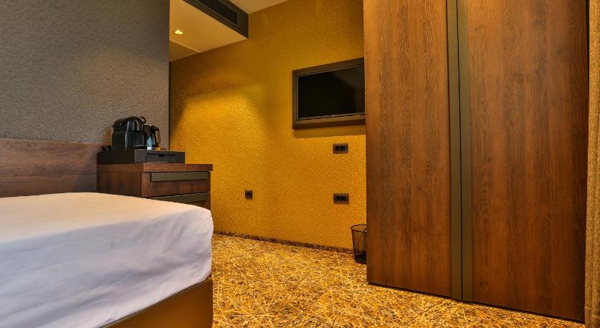 Hotel Zeta Budva Montenegro Photos Room Rates Promotions - 