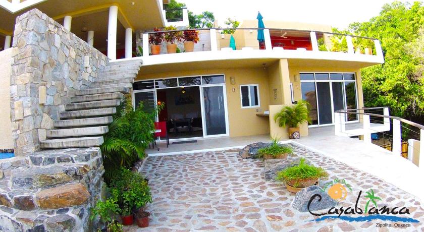 Casablanca Guest House - Adults Only - Starlink Internet! photo