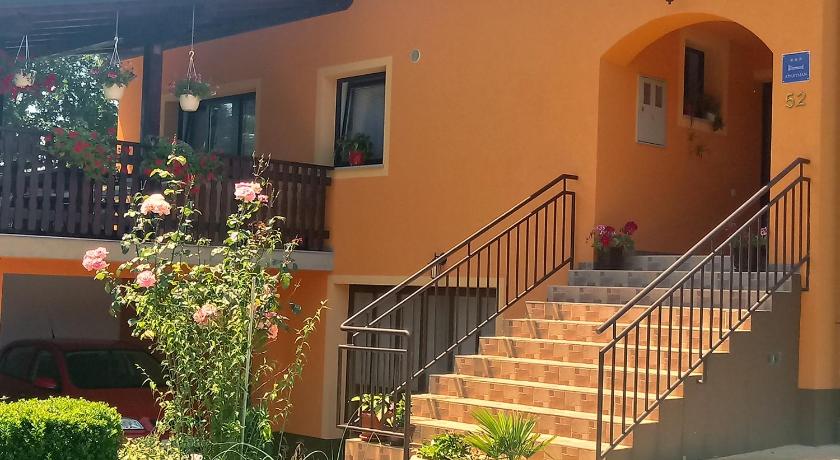 Apartment Petrovic