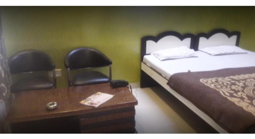 Well Furnished rooms in Pushkar photo