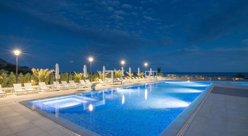 King Maron Wellness Beach Hotel