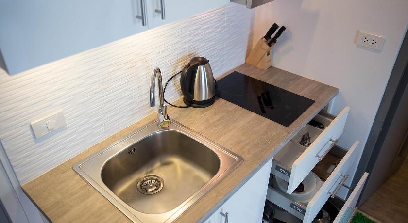 Grandblue Condo 605 photo