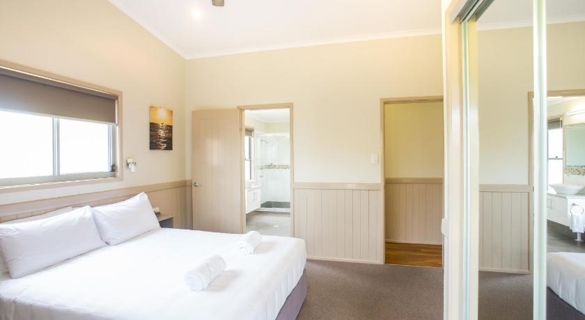 Image of Deluxe Three-Bedroom Villa 0