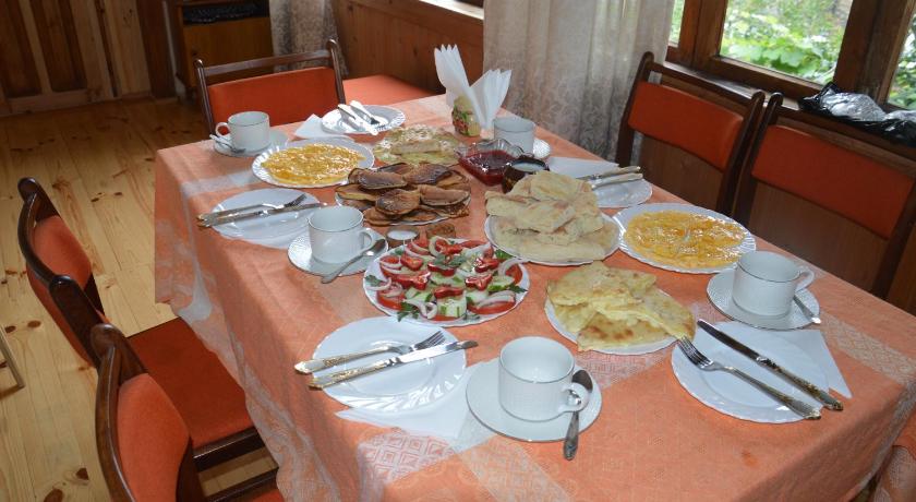 Ailama Guesthouse photo