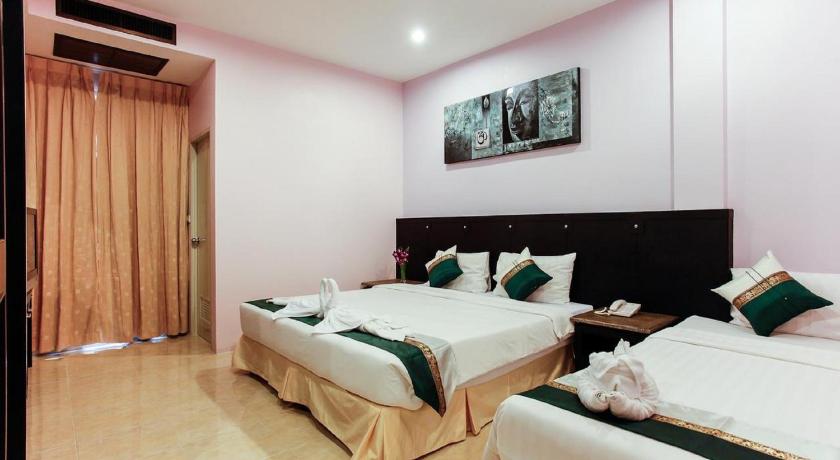 Image of Superior Triple Room 3