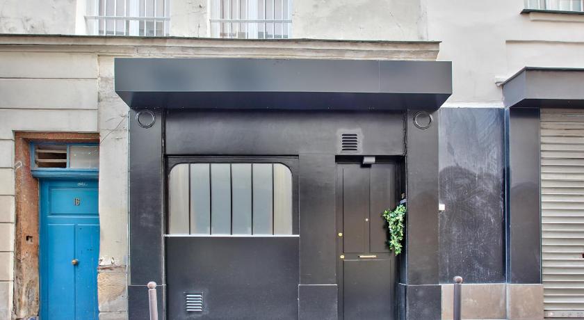 Image of Apartment 22