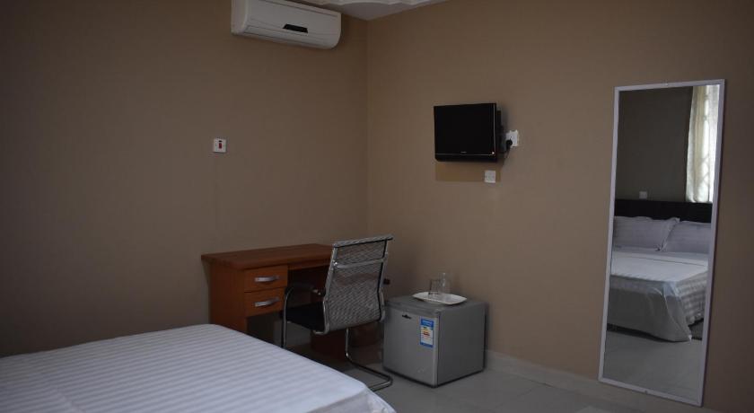 Cascade Hotel photo