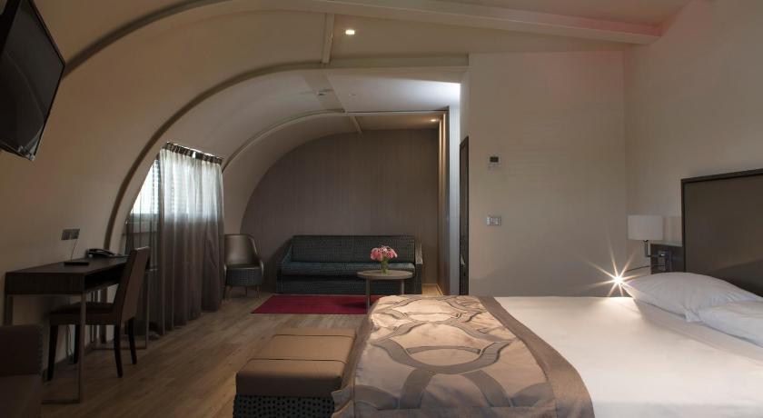 Smart Hotel Holiday — Hotel in Venice