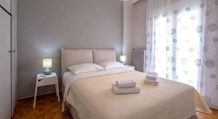 ARTEMIS - ATHENS DELUXE CITY CENTER APARTMENT photo