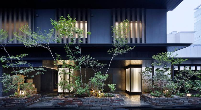 a large building with a tree in front of it, Hotel Resol Kyoto Kawaramachi Sanjo in Kyoto