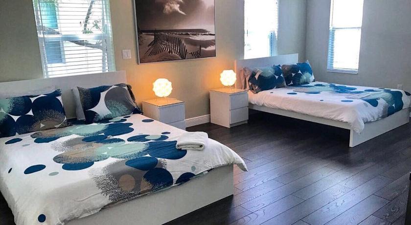 4 Bedroom House Steps From Riverwalk Ftlauderdale Fort