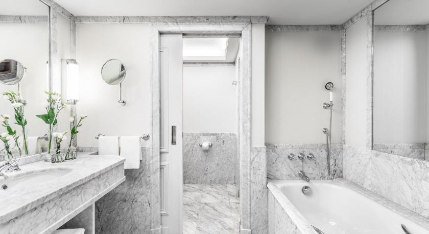 Image of Junior Suite 13