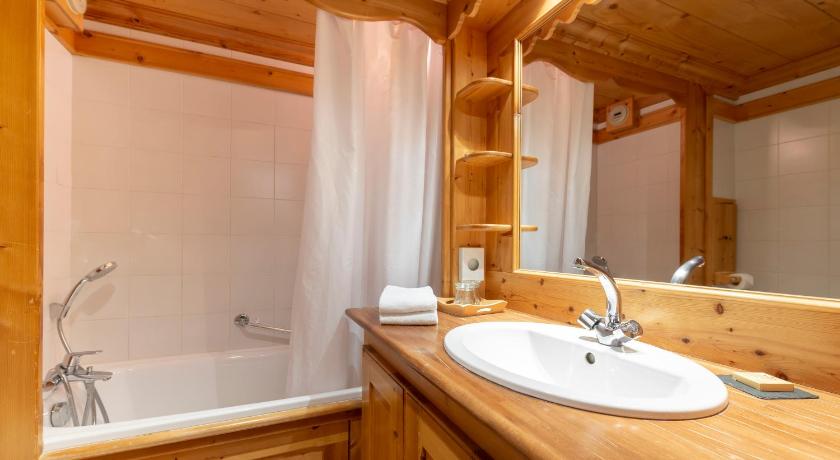 Image of Tradition Triple Room 7