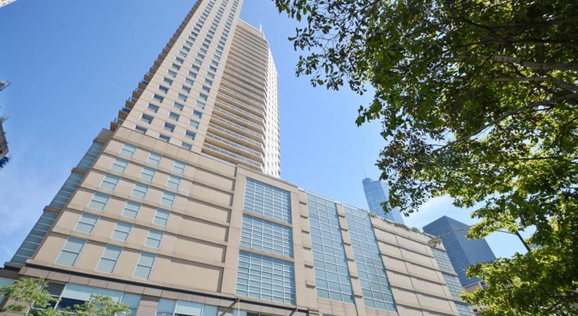 Book Chicago Grand Plaza Suites In Chicago Il United - 