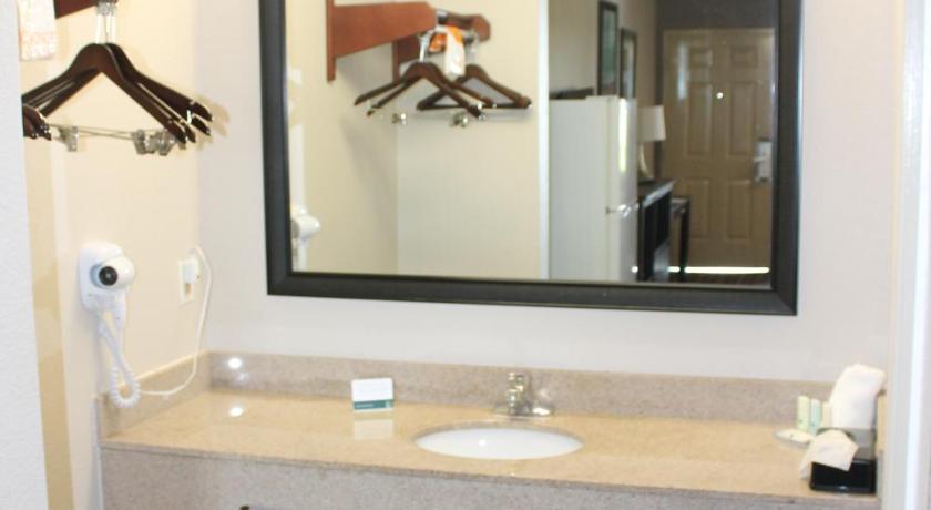 Quality Inn & Suites Port Arthur - Nederland